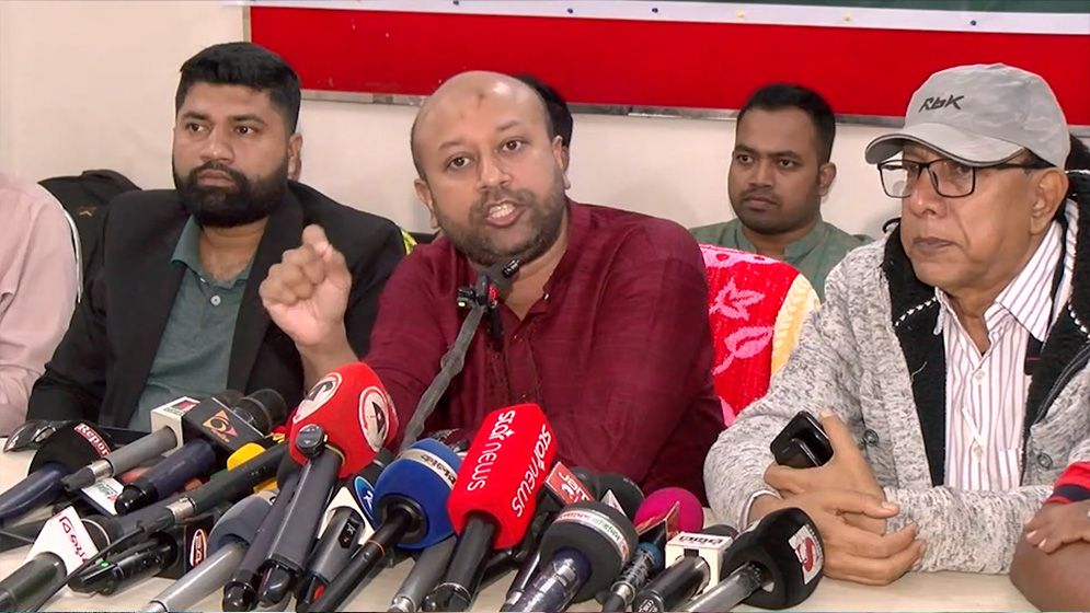 বিএনপিকে হুঁশিয়ারি ফুয়াদের