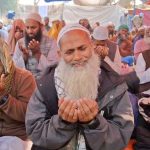 আখেরি মোনাজাতের মধ্য দিয়ে শেষ হলো তুরাগ তীরের জোড় ইজতেমা