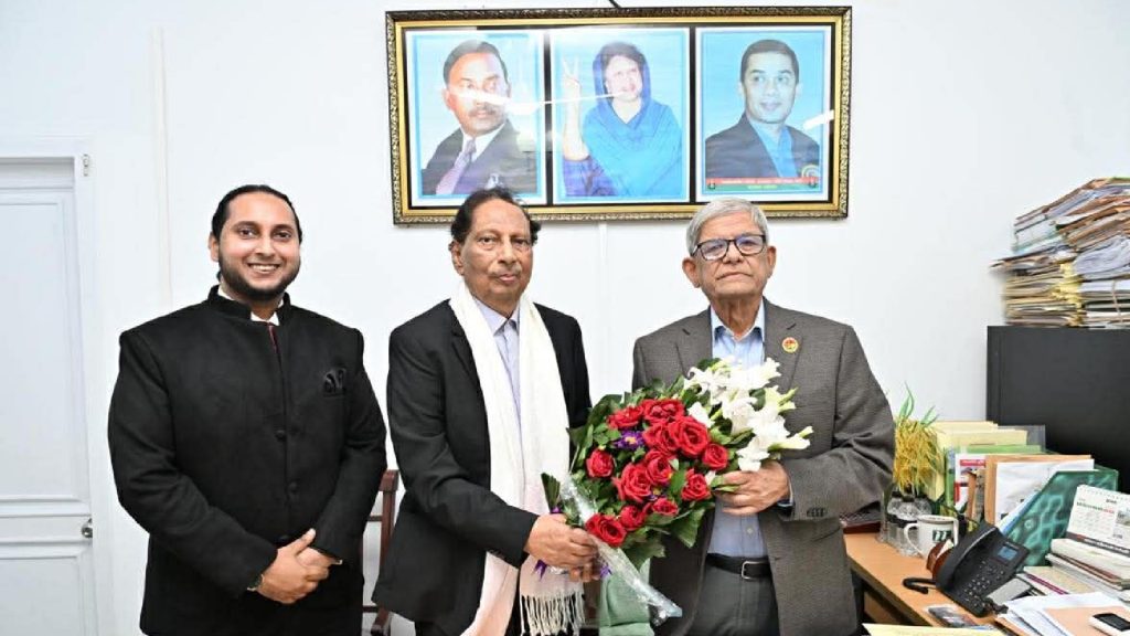 বিএনপিতে যোগ দিলেন অধ্যাপক আবু সাইয়িদ