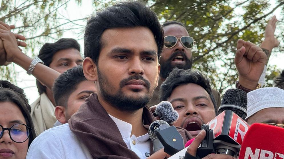 জাতীয়তাবাদের নামে ঋণখেলাপি-বিদেশিদের লাল কার্ড দেখানো হবে: আসিফ মাহমুদ