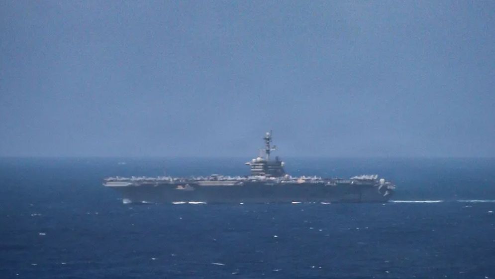মধ্যপ্রাচ্যে পৌঁছেছে যুক্তরাষ্ট্রের ক্যারিয়ার স্ট্রাইক গ্রুপ ইউএসএস আব্রাহাম লিংকন