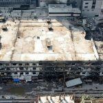 পাকিস্তানের শপিং মলে অগ্নিকাণ্ডে নিহত বেড়ে ৬১