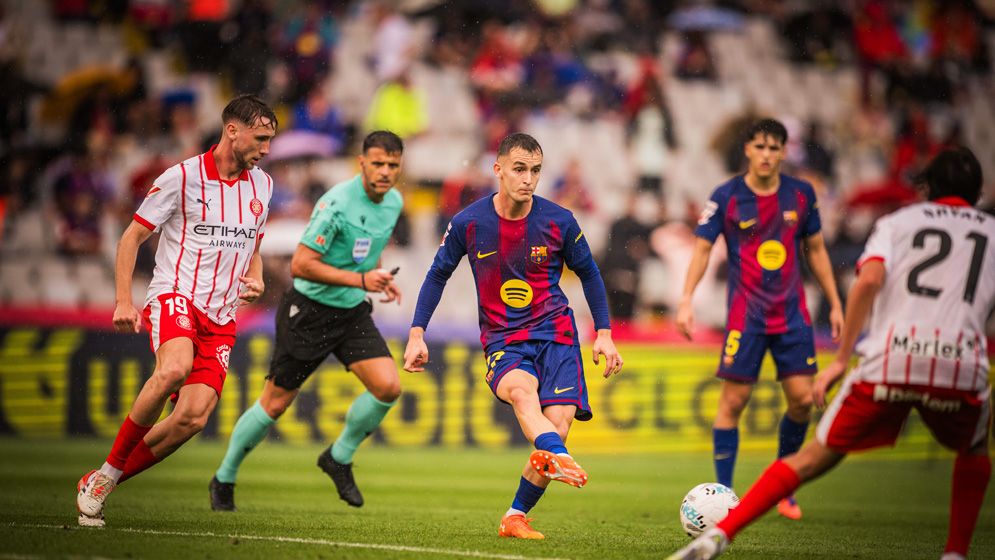 রাতে মাঠে নামছে বার্সেলোনা