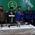 মাদারীপুরে যৌথ অভিযান, মাদক-অস্ত্রসহ আটক ৪