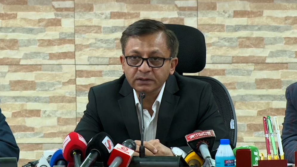 যুক্তরাষ্ট্রের নতুন ট্যারিফ পরিস্থিতি পর্যবেক্ষণ করছে সরকার: বাণিজ্যমন্ত্রী