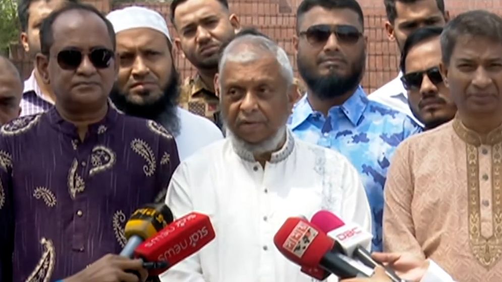 বেতন পরিশোধ করায় ঈদে শ্রমিক অসন্তোষ দেখা যায়নি: শ্রমমন্ত্রী