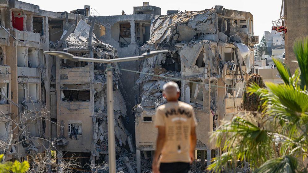 ইরানের পাল্টা হামলায় ইসরায়েলে প্রায় ২ হাজার মানুষ হাসপাতালে ভর্তি